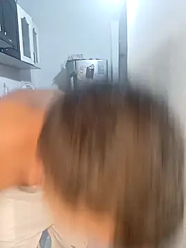 catire2323 online show from March 10, 12:58 am