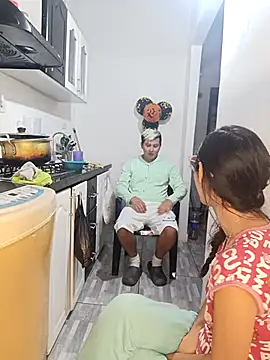 catire2323 online show from November 11, 2:50 am