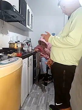 catire2323 online show from November 14, 2:04 am