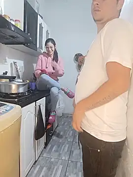 catire2323 online show from November 8, 12:25 am