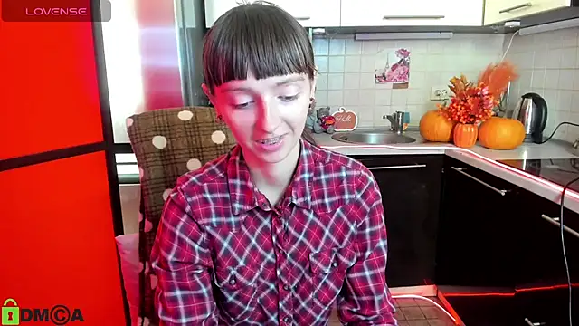 TayanaJons online show from September 25, 7:03 am
