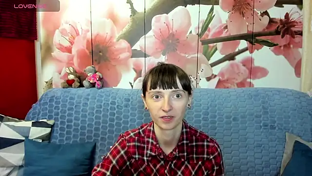 TayanaJons online show from May 11, 7:21 am