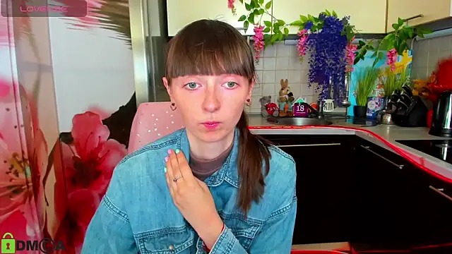 TayanaJons online show from March 13, 8:08 am