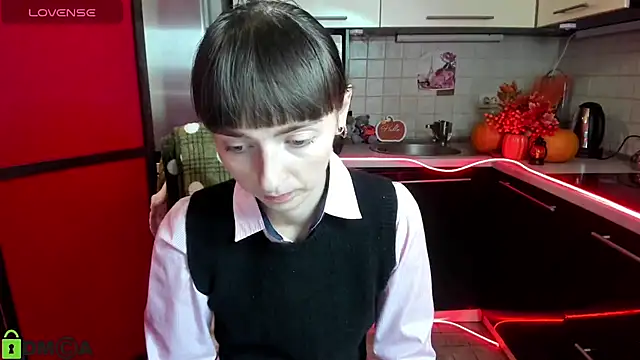 TayanaJons online show from November 13, 7:56 am