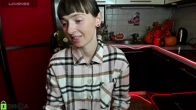 TayanaJons online show from November 4, 8:07 am