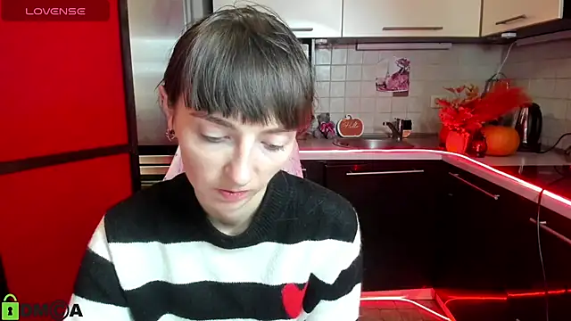 TayanaJons online show from November 26, 7:52 am