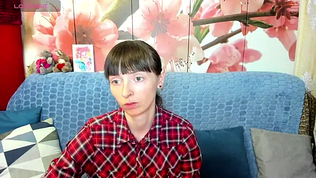 TayanaJons online show from May 28, 7:05 am