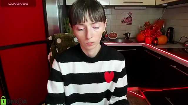 TayanaJons online show from November 12, 7:56 am