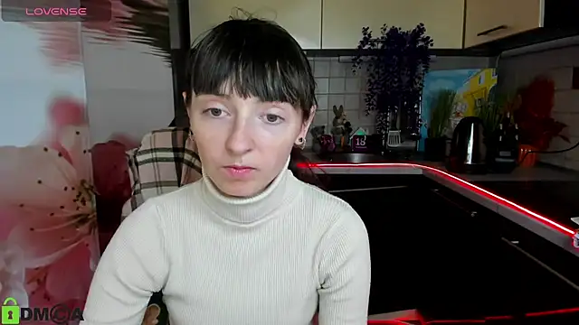 TayanaJons online show from February 24, 8:15 am