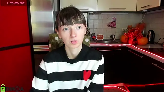 TayanaJons online show from November 10, 7:57 am