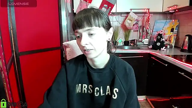 TayanaJons online show from December 15, 7:58 am