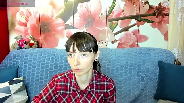 TayanaJons online show from May 19, 7:15 am