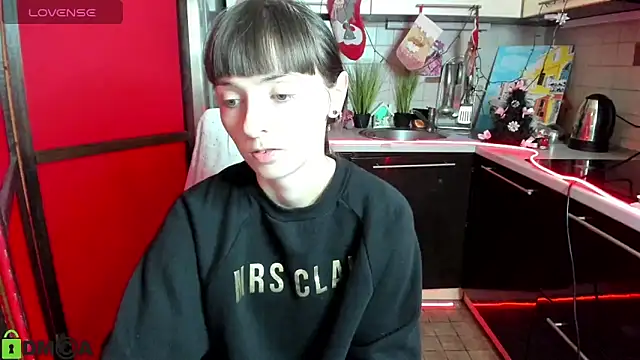 TayanaJons online show from December 17, 7:57 am