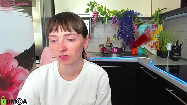 TayanaJons online show from April 14, 7:02 am