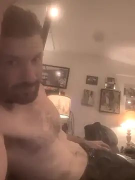 Scoggs6xh online show from November 18, 11:35 am