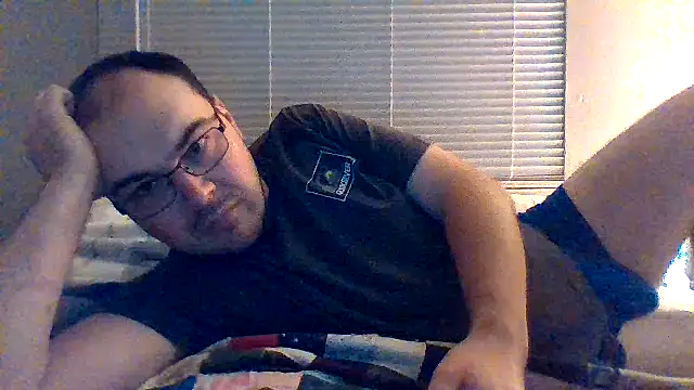 Snapshot of zman237 chatting on March 20, 3:45 am zman237 online show from March 20, 3:45 am