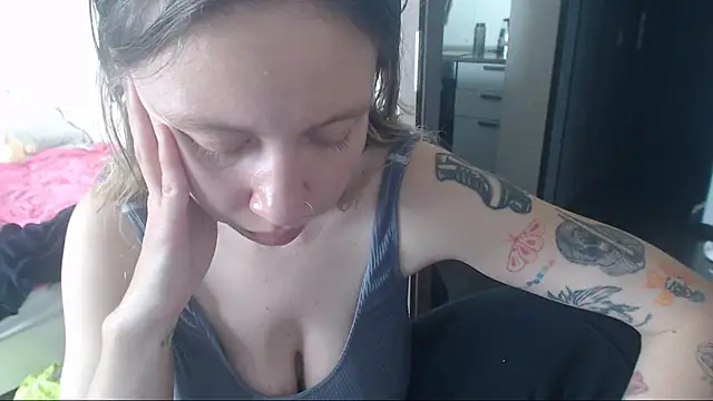 Snapshot of amanda_kiss_kiss chatting on October 3, 11:56 am amanda kiss kiss online show from October 3, 11:56 am