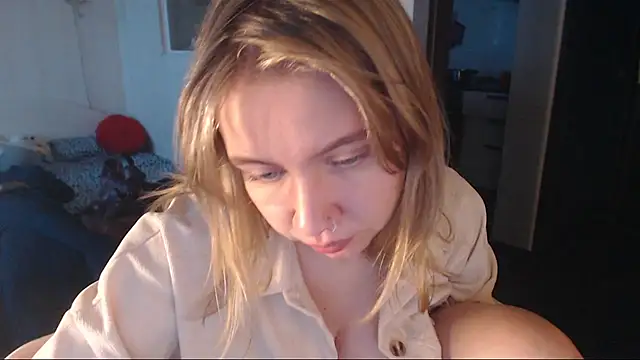 Snapshot of amanda_kiss_kiss chatting on January 25, 1:08 pm amanda kiss kiss online show from January 25, 1:08 pm