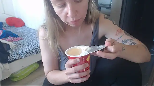 Snapshot of amanda_kiss_kiss chatting on September 29, 10:11 am amanda kiss kiss online show from September 29, 10:11 am