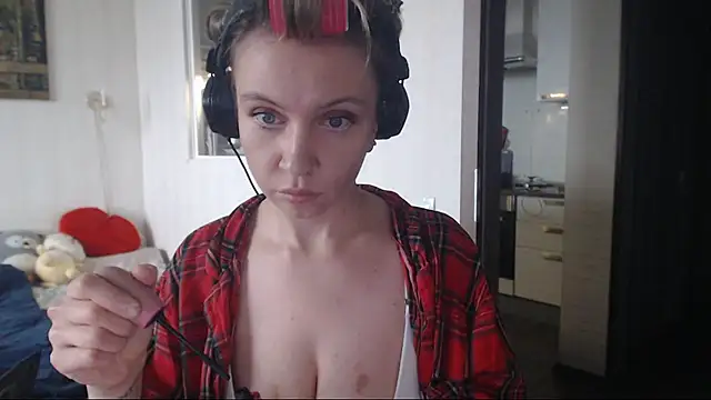 Snapshot of amanda_kiss_kiss chatting on March 8, 12:41 pm amanda kiss kiss online show from March 8, 12:41 pm