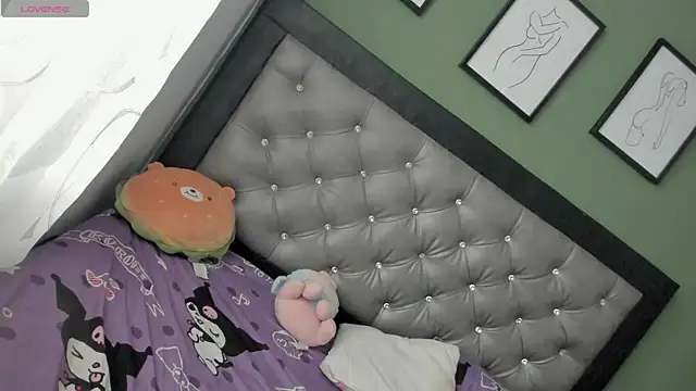 EbonySkin online show from September 18, 5:49 pm