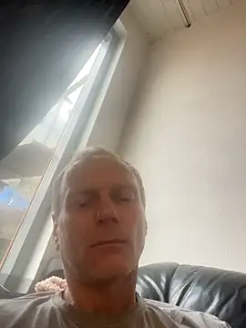 Martinpublic online show from December 3, 10:58 am