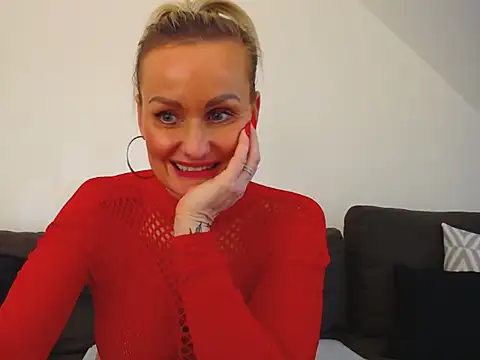 Daryyna online show from November 7, 12:53 pm