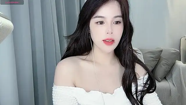 hknana online show from March 15, 11:40 am