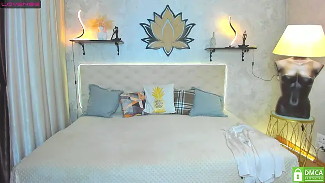 StripBianka online show from September 25, 6:30 am