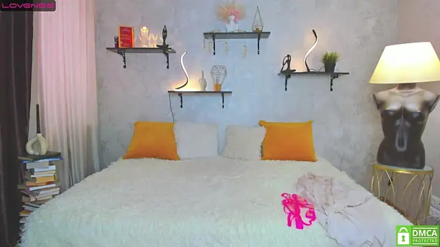 StripBianka online show from February 11, 11:20 am