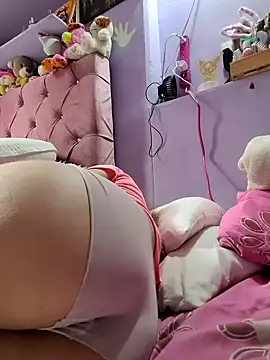 selena gomez2 online show from March 24, 2:39 pm