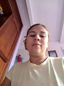 selena gomez2 online show from October 3, 2:18 pm