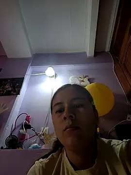 selena gomez2 online show from October 24, 1:54 pm