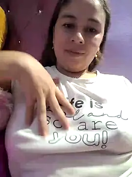 selena gomez2 online show from March 19, 1:32 am