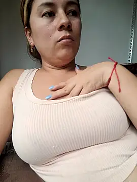 selena gomez2 online show from February 26, 9:37 pm