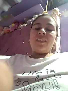 selena gomez2 online show from November 6, 2:04 am