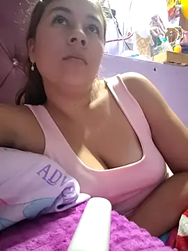 selena gomez2 online show from October 25, 2:00 am