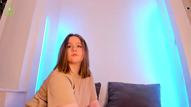 Snapshot of ErikaLust chatting on January 12, 4:08 am ErikaLust online show from January 12, 4:08 am