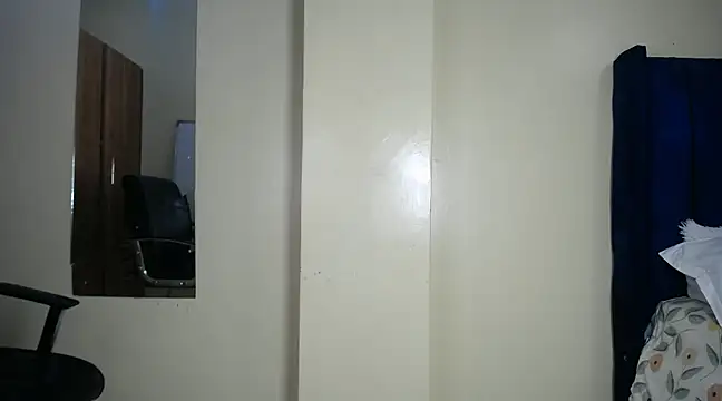 Snapshot of Siri_ssaru chatting on December 20, 12:52 am Siri ssaru online show from December 20, 12:52 am