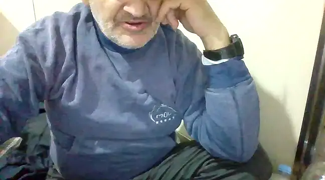 asira39 online show from March 19, 11:36 pm