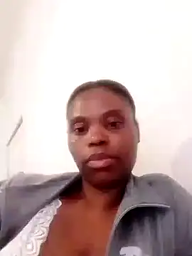 Snapshot of BustyWendy chatting on October 2, 6:50 am BustyWendy online show from October 2, 6:50 am