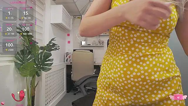 AvaBlue  online show from December 3, 5:52 am