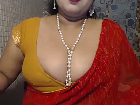 Oh Maya online show from November 25, 5:13 pm