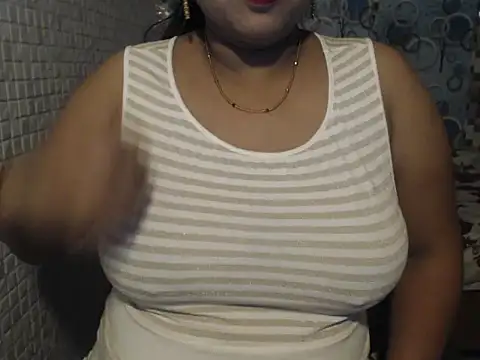 Snapshot of Oh_Maya chatting on September 17, 4:53 pm Oh Maya online show from September 17, 4:53 pm