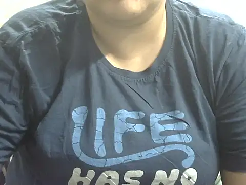 Snapshot of Mohini_44 chatting on June 16, 2:39 pm Mohini 44 online show from June 16, 2:39 pm