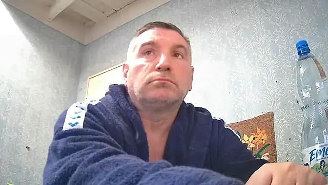 GYurmoka70 online show from April 3, 8:15 pm