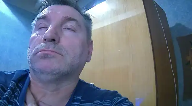 GYurmoka70 online show from January 9, 8:44 pm