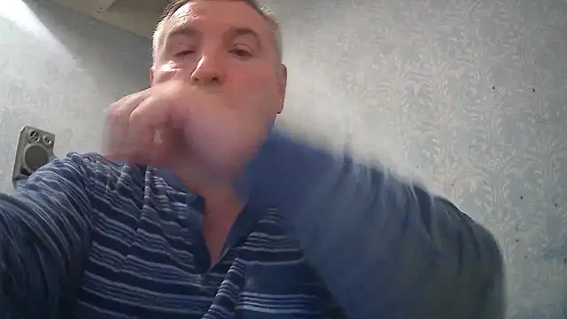 GYurmoka70 online show from October 4, 8:10 pm