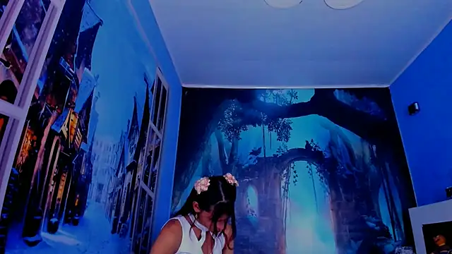 Snapshot of alessa_brown74 chatting on June 16, 3:23 pm alessa brown74 online show from June 16, 3:23 pm