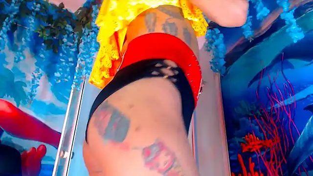 Snapshot of alessa_brown74 chatting on March 18, 8:26 pm alessa brown74 online show from March 18, 8:26 pm